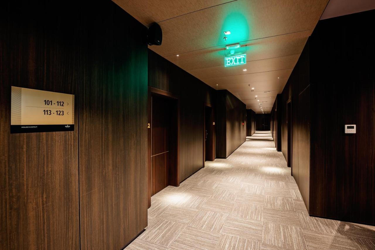 Premium Park Hotel Призрен Экстерьер фото