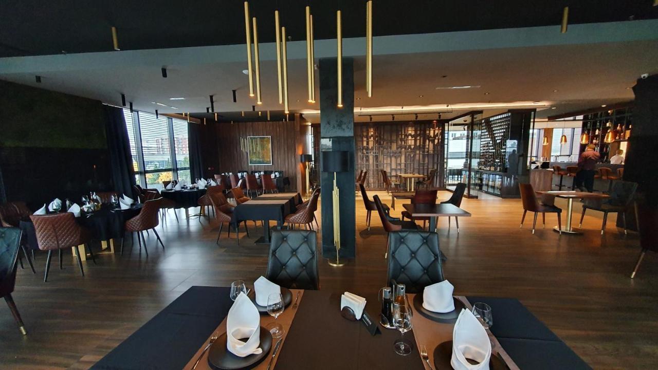 Premium Park Hotel Призрен Экстерьер фото