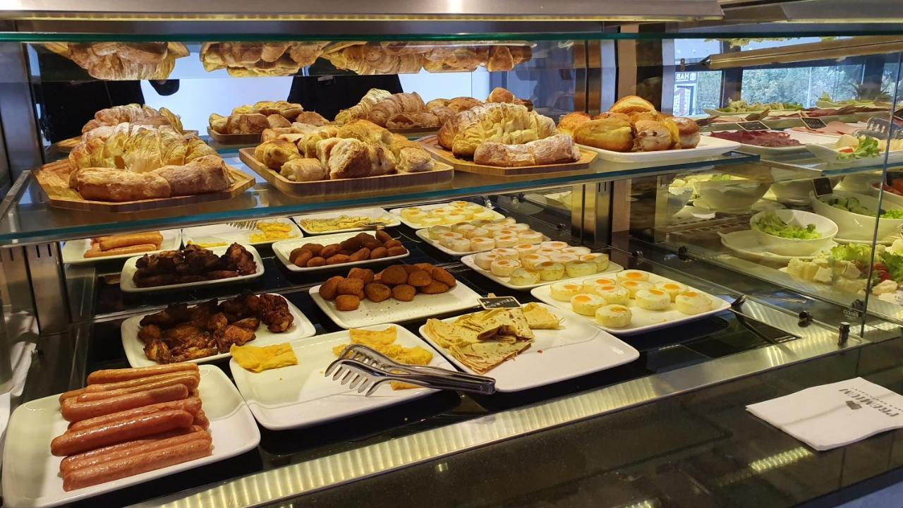Premium Park Hotel Призрен Экстерьер фото