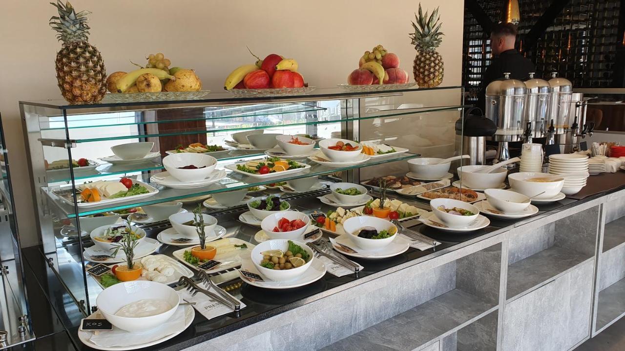 Premium Park Hotel Призрен Экстерьер фото